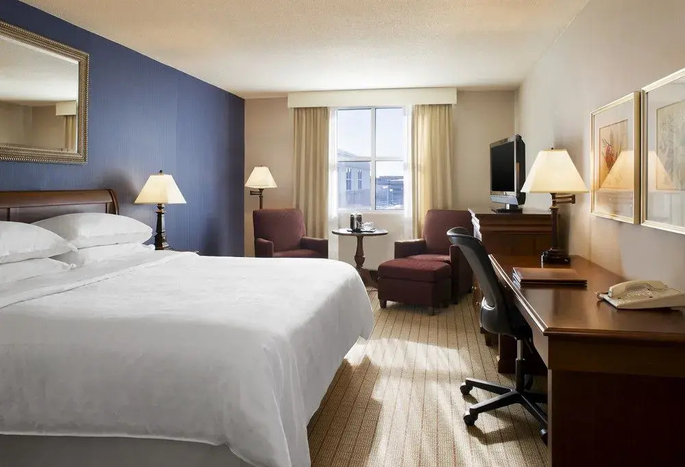Wyndham Providence Airport - photo 4