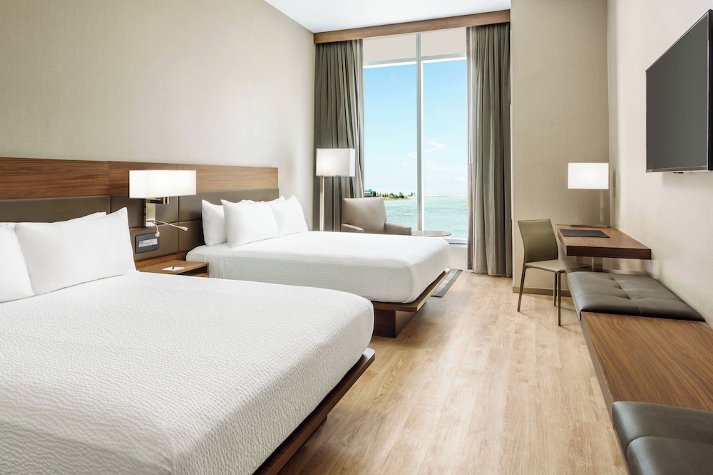 AC Hotel by Marriott San Francisco Airport Oyster Point Waterfront - photo 17
