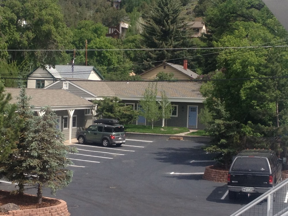 Basalt Mountain Inn - photo 22