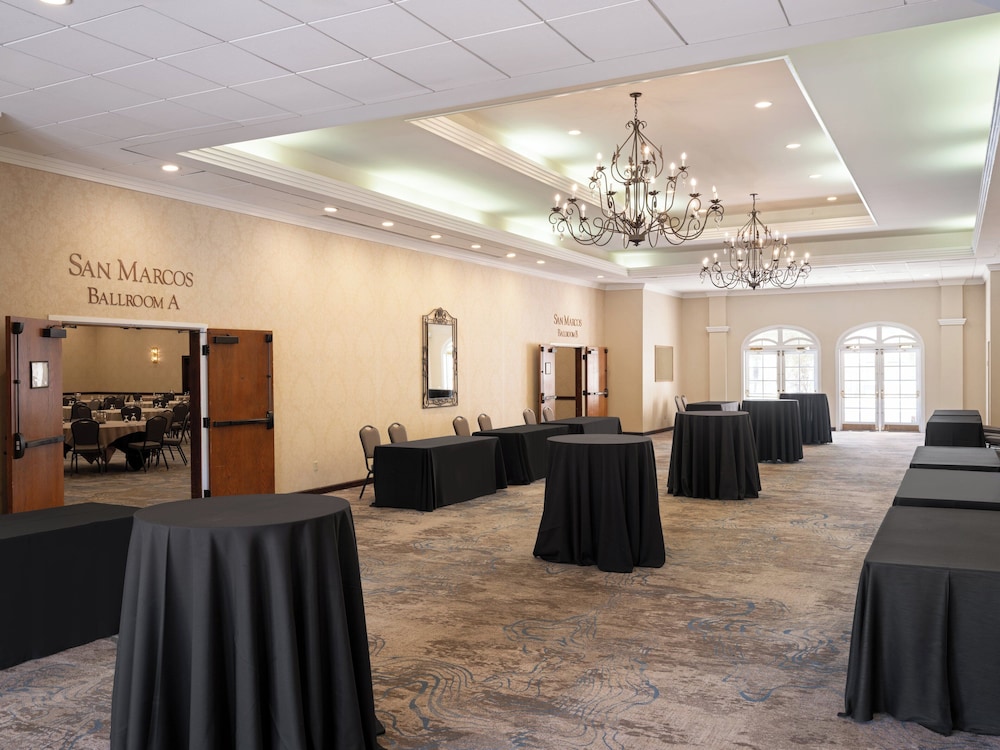 Crowne Plaza Phoenix Chandler Golf Resort by IHG - photo 117
