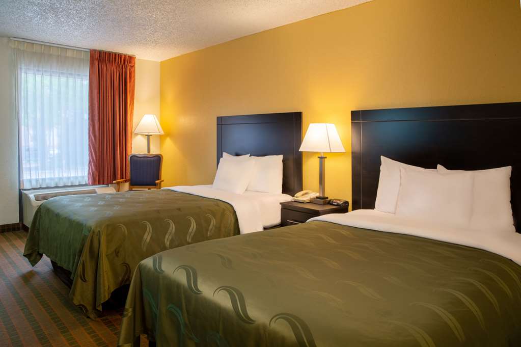 Quality Inn at Arlington Highlands - photo 10