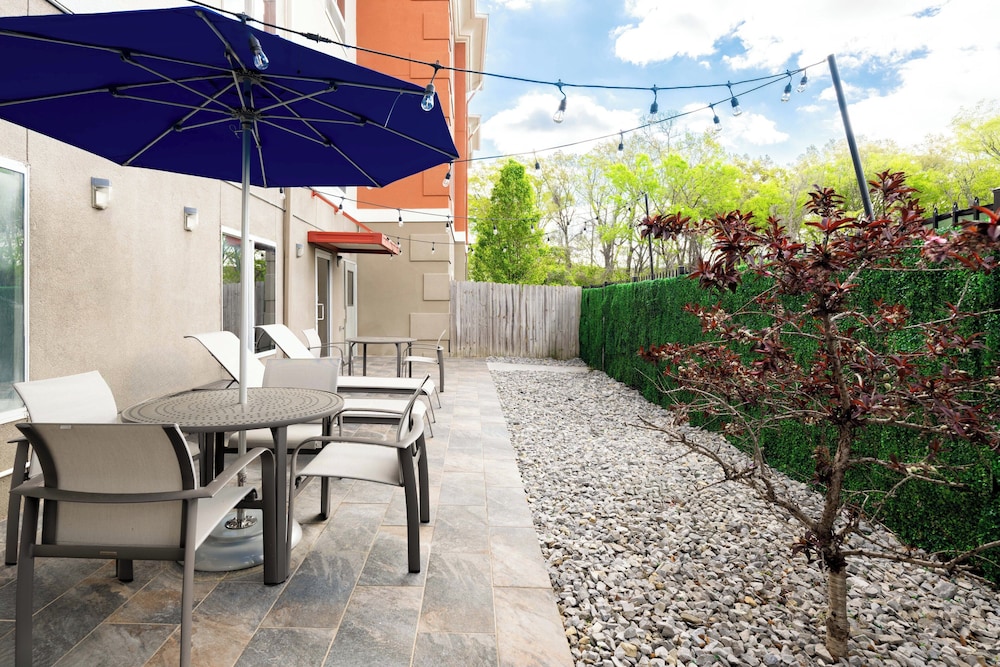 Holiday Inn Express Hotel & Suites Chattanooga Hixson by IHG - photo 54