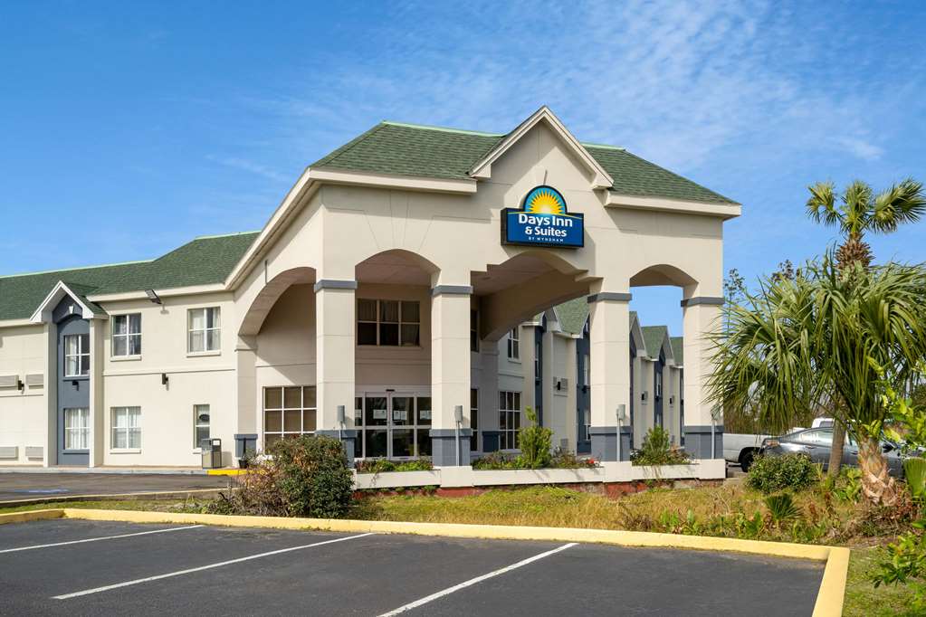 Days Inn by Wyndham Panama City in Panama, United States