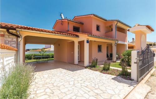 Holiday Home Betiga With A Fireplace 09 — 4-Star Luxury Hotel in Vodnjan, Croatia