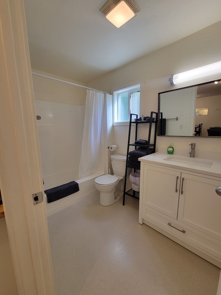 Hood River Suites Apartment Hotel - photo 56