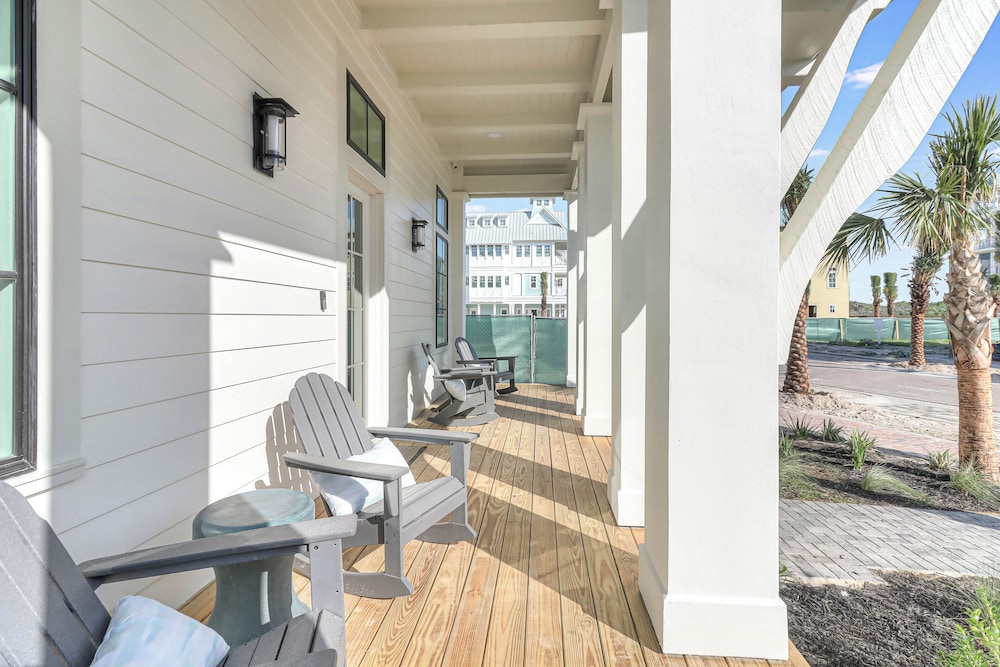 Boardwalk Breeze 109 SOU - featured photo