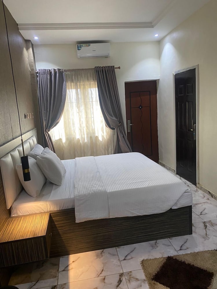 Tofana Suites Limited pet-friendly hotel Abuja