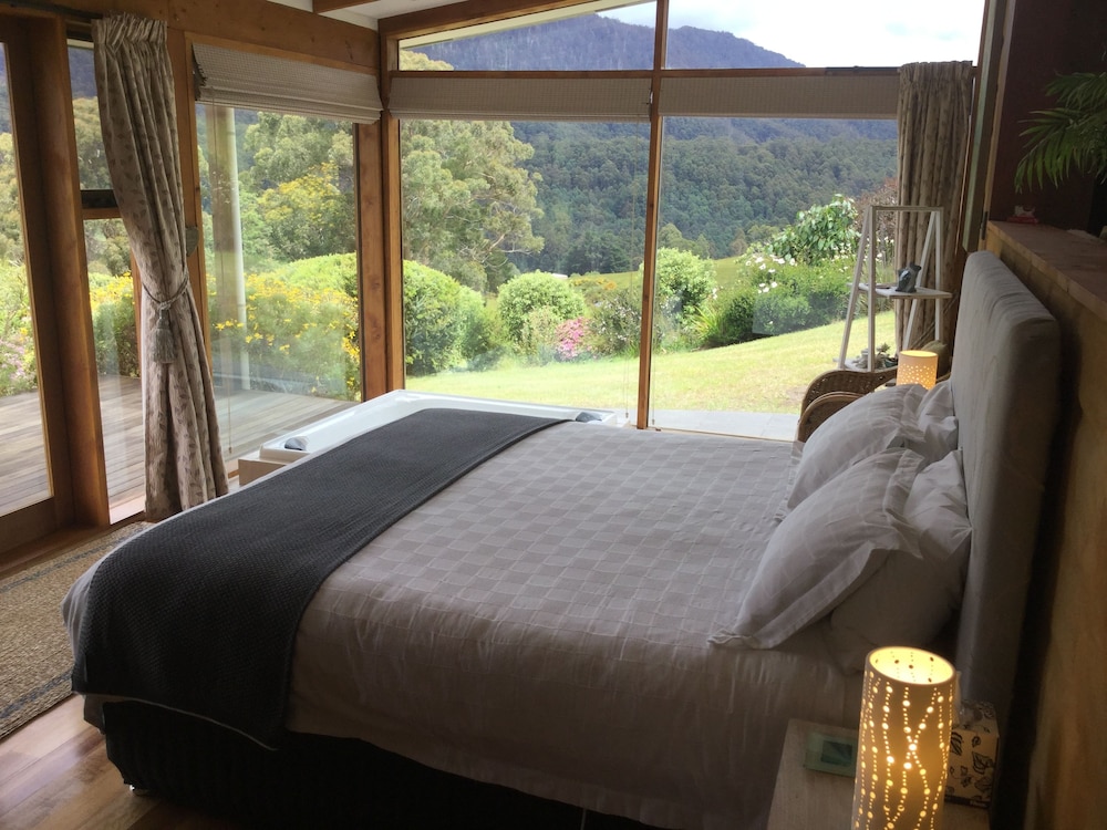 Shanleys Huon Valley — hotel in Huonville