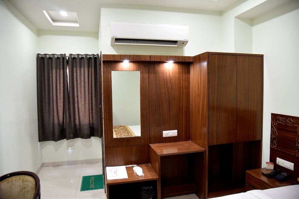 Hotel Simran Pride — Raipur — photo 4