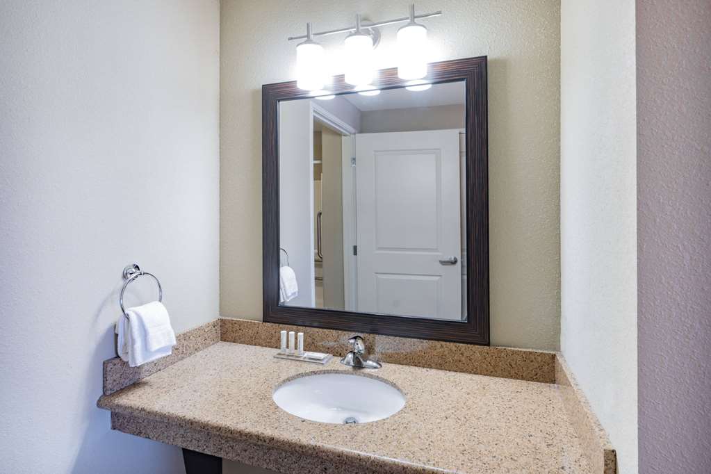 Hawthorn Suites by Wyndham Williston - photo 12