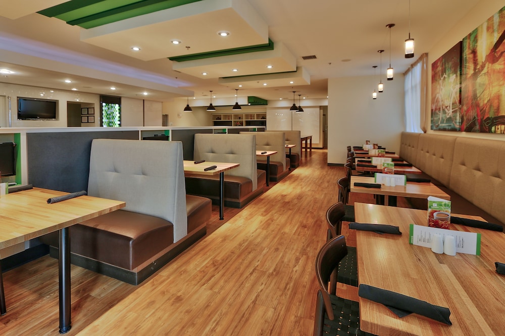 Holiday Inn Roswell by IHG - photo 18