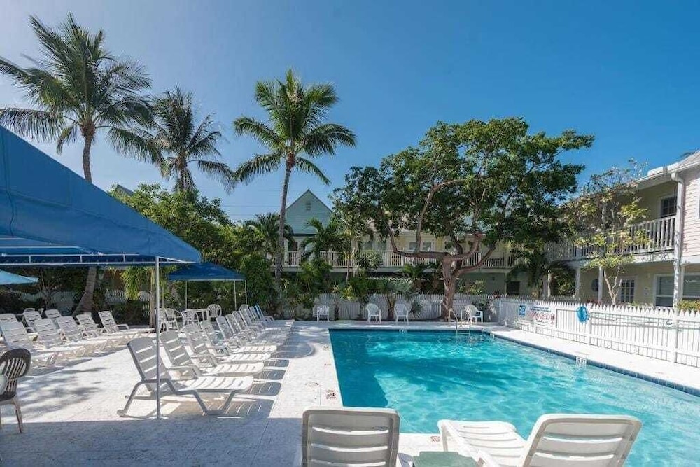 Shipyard Treasure by Avantstay Communal Pool Gated Community Great Location Week Long Stays - photo 25