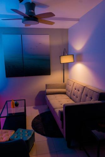 Cadence Place 2BR Pasig Condo for upto 6pax with Free Parking — 4-Star Luxury Hotel in Manila, Philippines