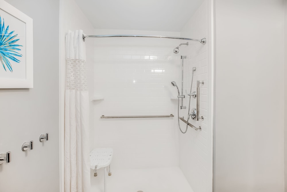 Hampton Inn Pensacola Beach - photo 70