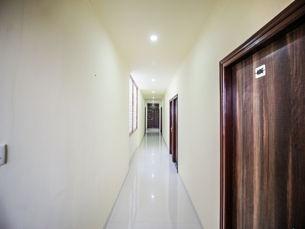 Hotel Galaxy - carbon neutral hotel in Surat