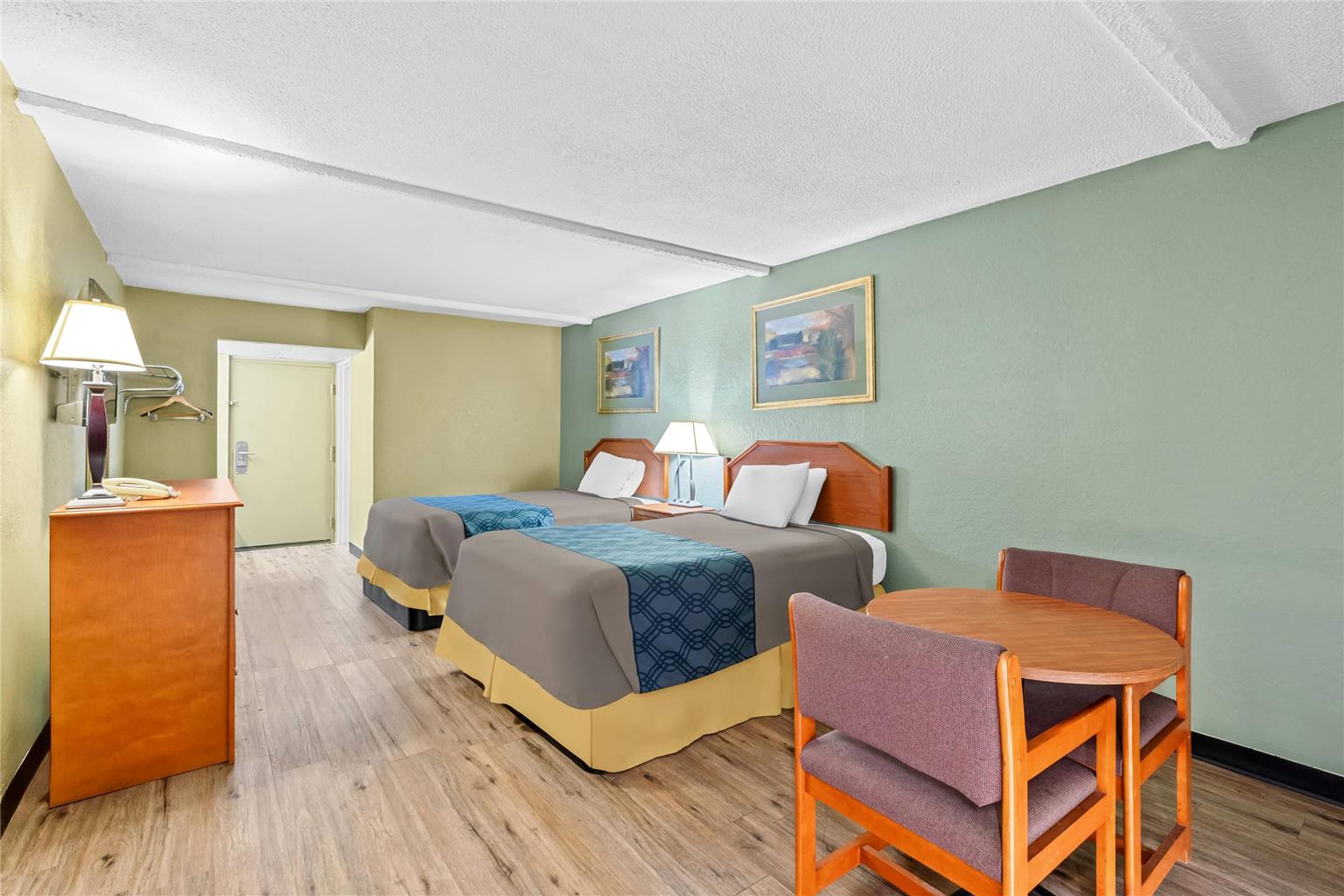 Rodeway Inn Stone Mountain - photo 32