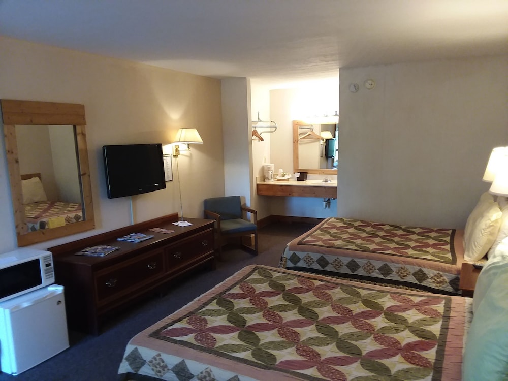 Chatuge Mountain Inn - photo 9
