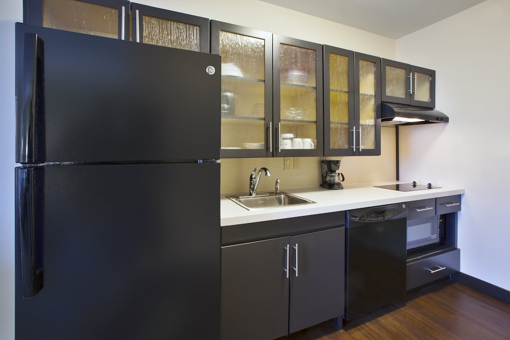 Candlewood Suites Morgantown Univ West Virginia By Ihg - photo 10