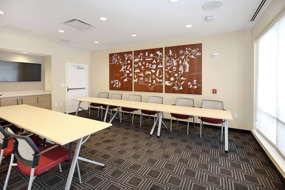 TownePlace Suites Grove City Mercer Outlets - photo 31