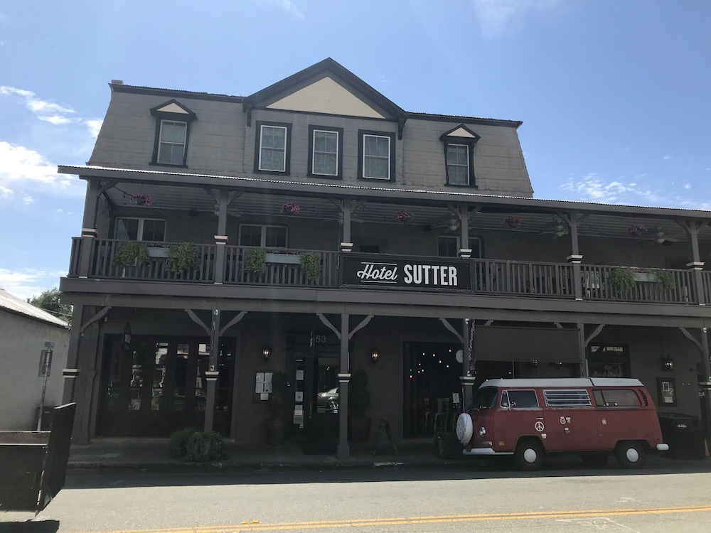 Hotel Sutter - carbon neutral hotel in Sutter Creek