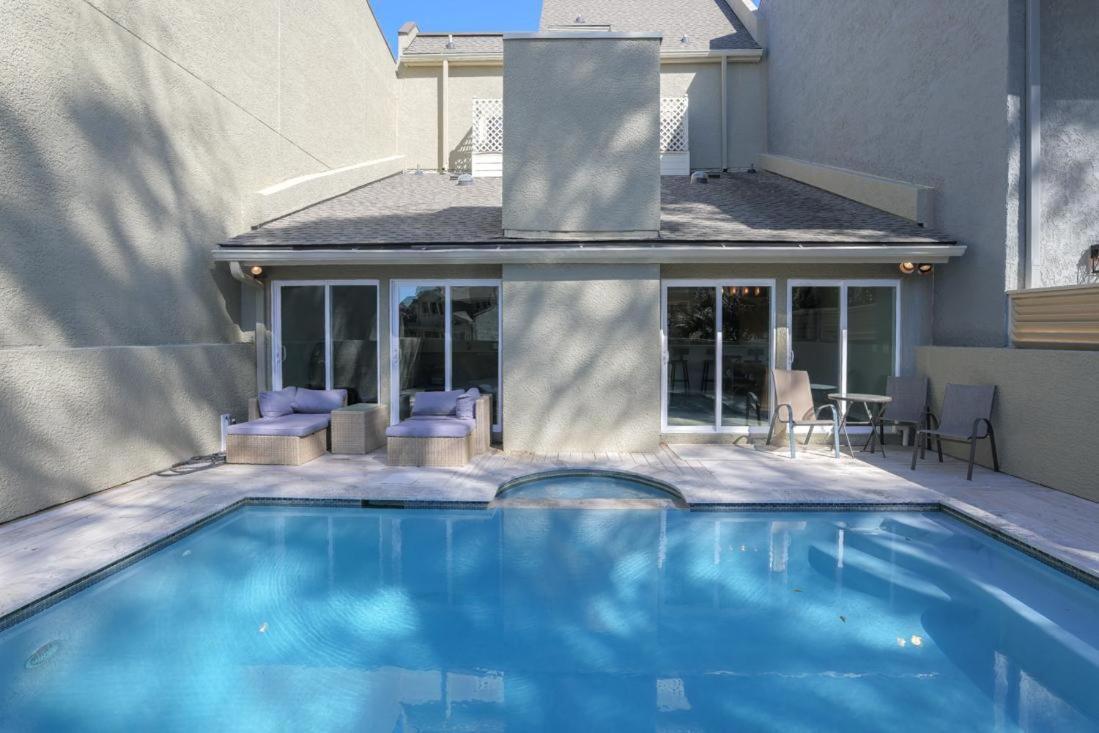7 Genoa Court — 4-Star Luxury Hotel in Hilton Head Island, United States