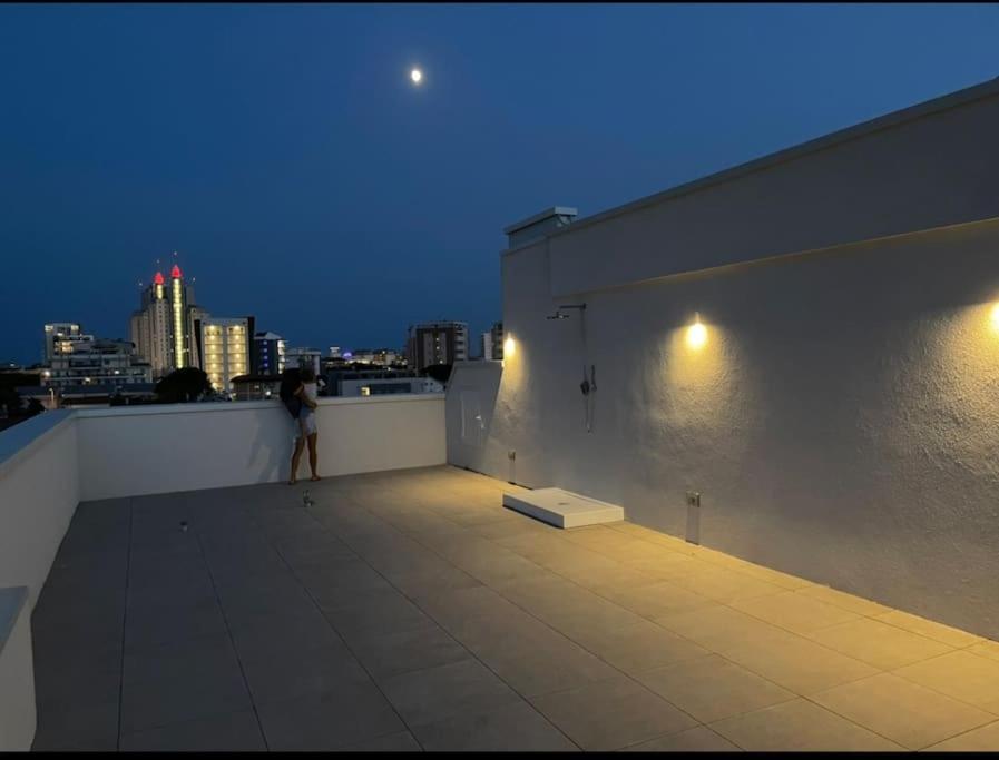 Attico Sole a Jesolo con terrazza panoramica — 4-Star Luxury Hotel in Lido Di Jesolo, Italy