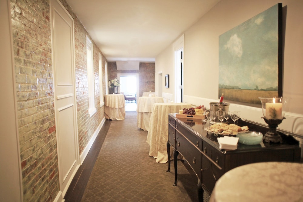 Hotel Laurance - photo 95