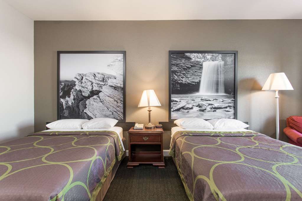 Super 8 by Wyndham Petersburg - photo 8