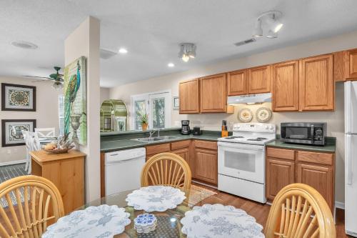 Atlantic Delight by Oak Island Accommodations - photo 41