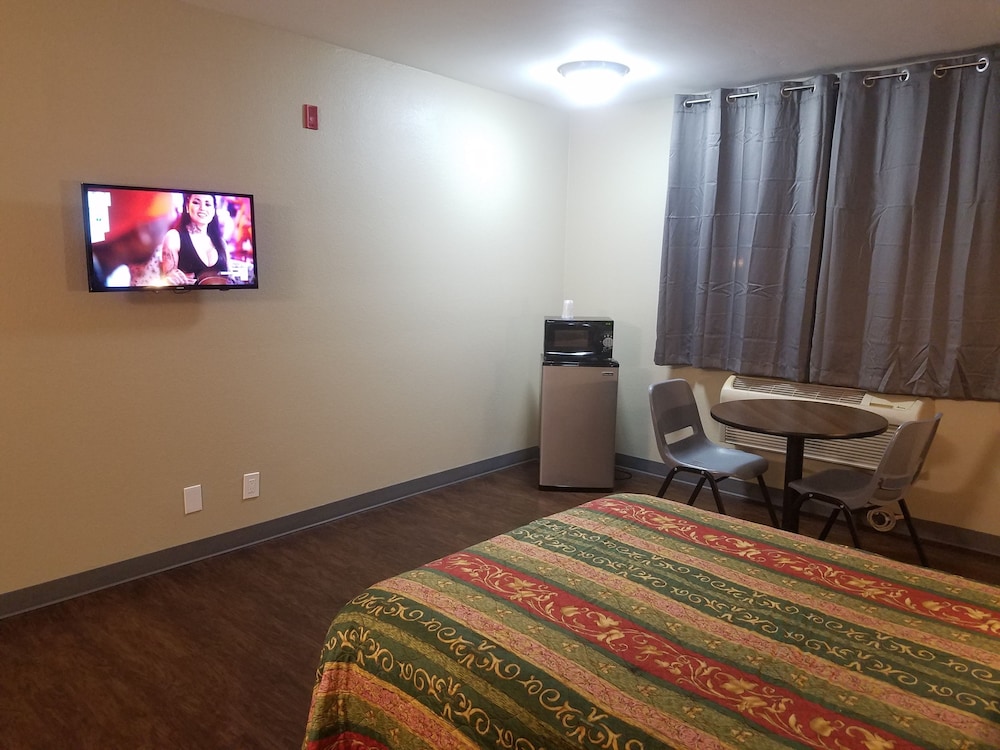 Travel Time Motel - photo 35