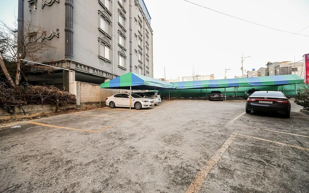 Gumi Bonggokdong Cello in Gumi, South Korea