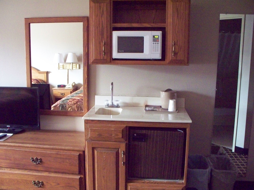 Country Inn Deerwood - photo 31