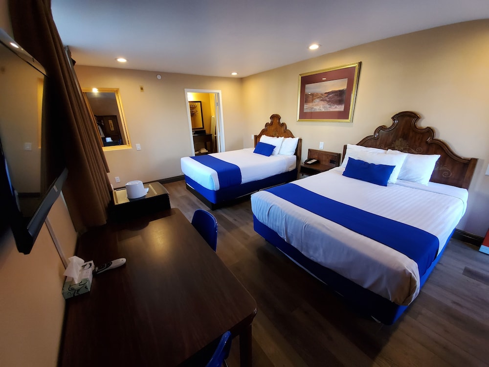 Colony Inn - photo 14