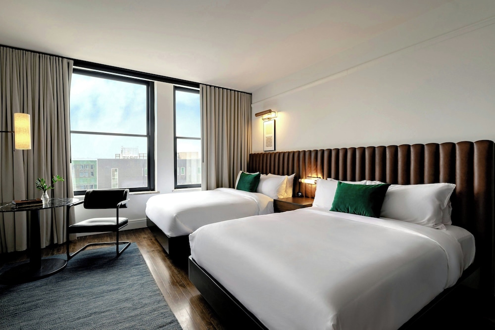Surety Hotel Autograph Collection - photo 23