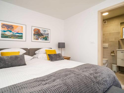 Argenta Rooms Superior Double Room with Balcony Argenta 1