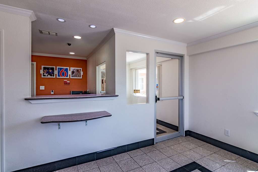 Motel 6 Azle TX - photo 20