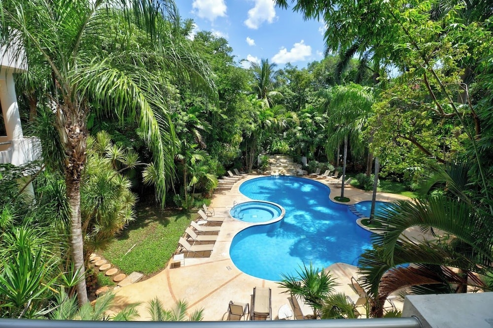 Riviera Maya Suites