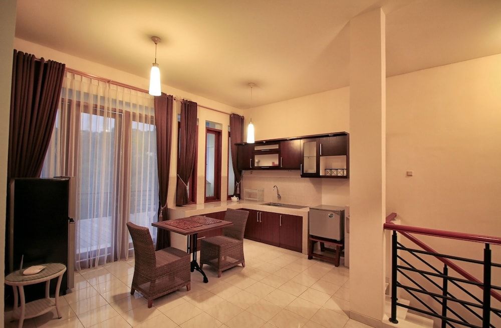Family Only Private Pool Villa De Reiz Mawar Syariah 3BR — 4-Star Luxury Hotel in Bandung, Indonesia