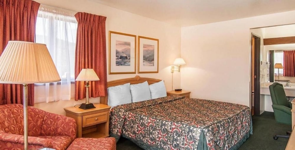 Ashland Valley Inn - photo 10