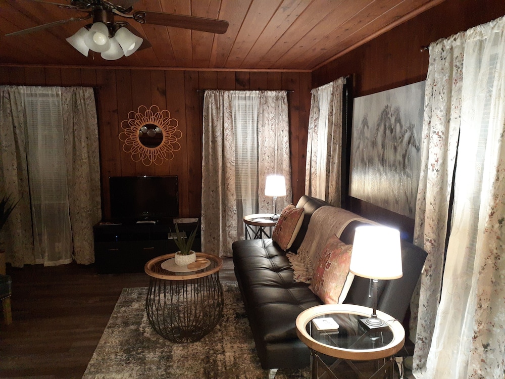 Edgewater Resort Cottage #1 - photo 132