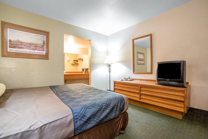 Rodeway Inn Red Hills - photo 6