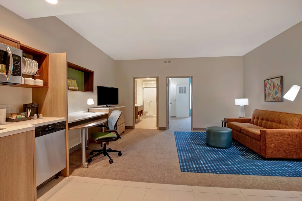 Home2 Suites by Hilton Charlotte Northlake - photo 24