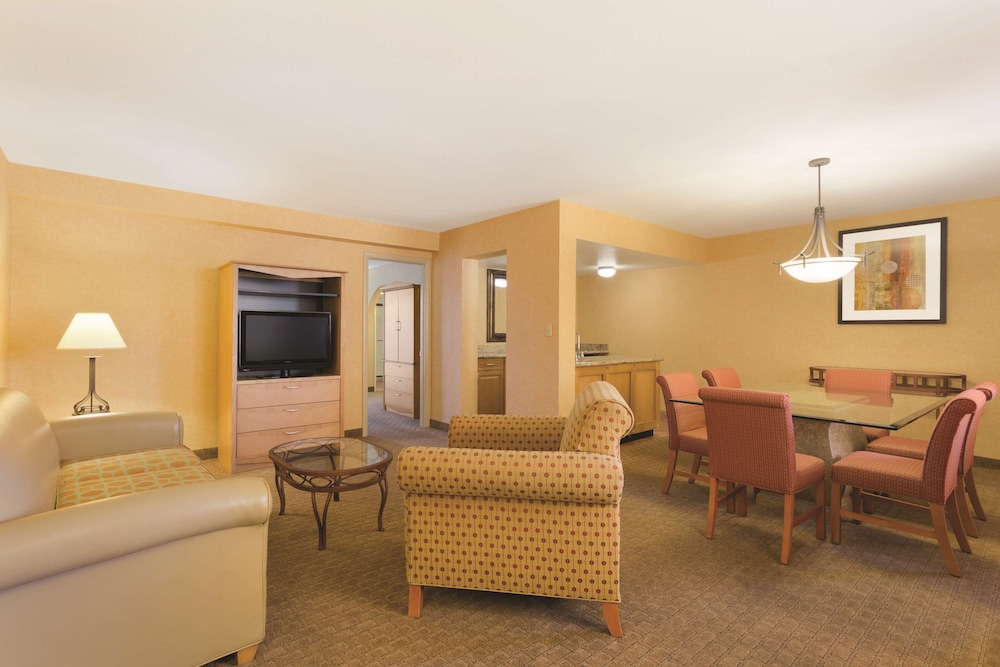 Motel6 Phoenix AZ Sky Harbor - photo 19