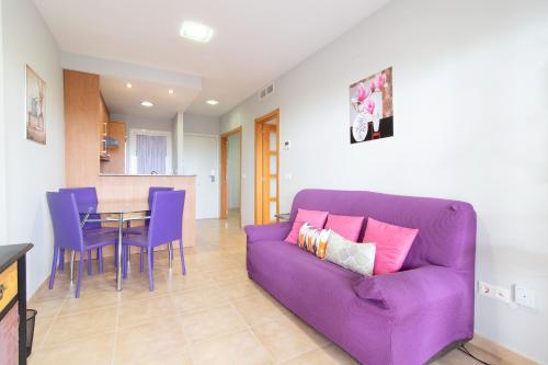 Global Properties Apartamento con terraza y piscina en la playa de Canet — 4-Star Luxury Hotel in Canet D'en Berenguer, Spain
