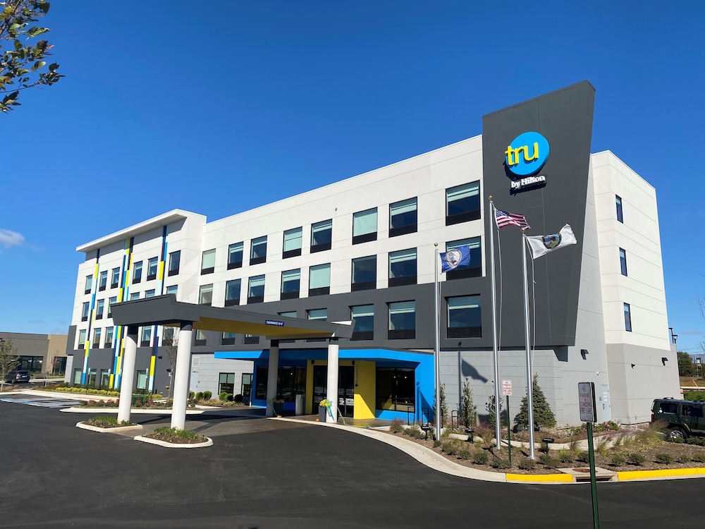 Tru by Hilton Manassas - photo 2