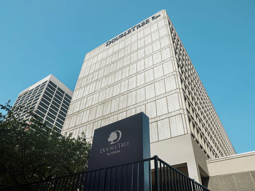 DoubleTree by Hilton Newark Penn Station - photo 51