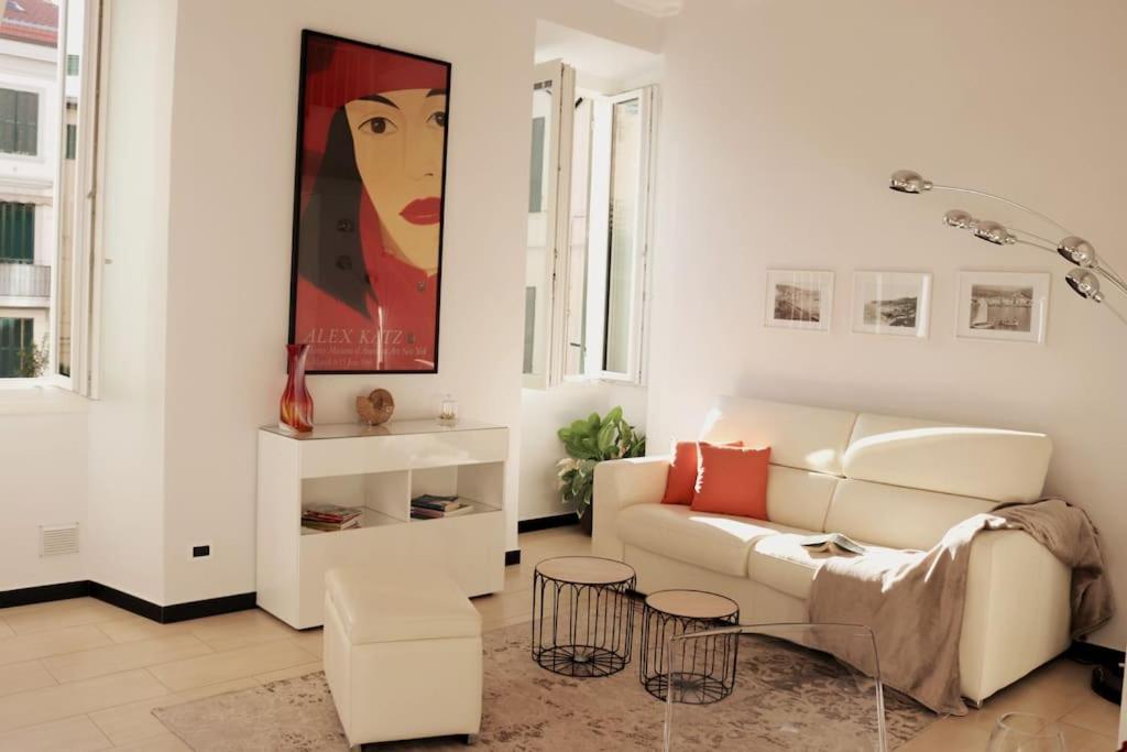 Kadevi Sanremo Centralissimo Parcheggio Gratuito a 200m Bici Disponibili — 4-Star Luxury Hotel in San Remo, Italy