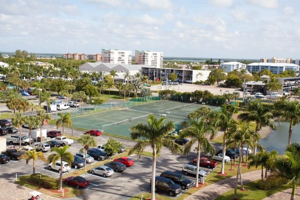Wanda's Estero Beach & Tennis C707 Wkly New - featured photo