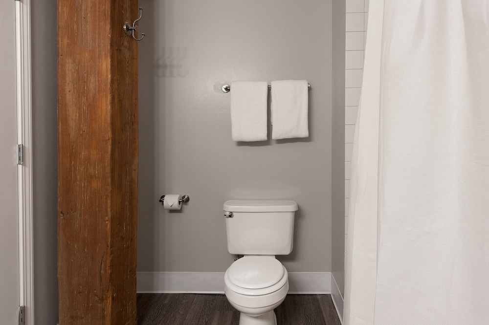 Bright South Loop Suites by Sonder - photo 16