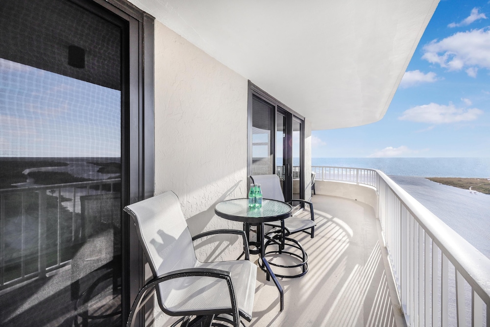 South Seas Tower 1 1212 - photo 47